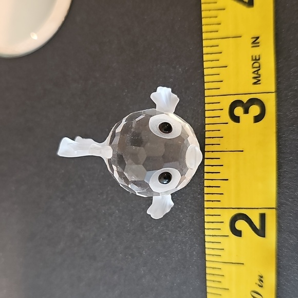 Retired Swarovski Crystal Blowfish Mini Figurine - Picture 4 of 6